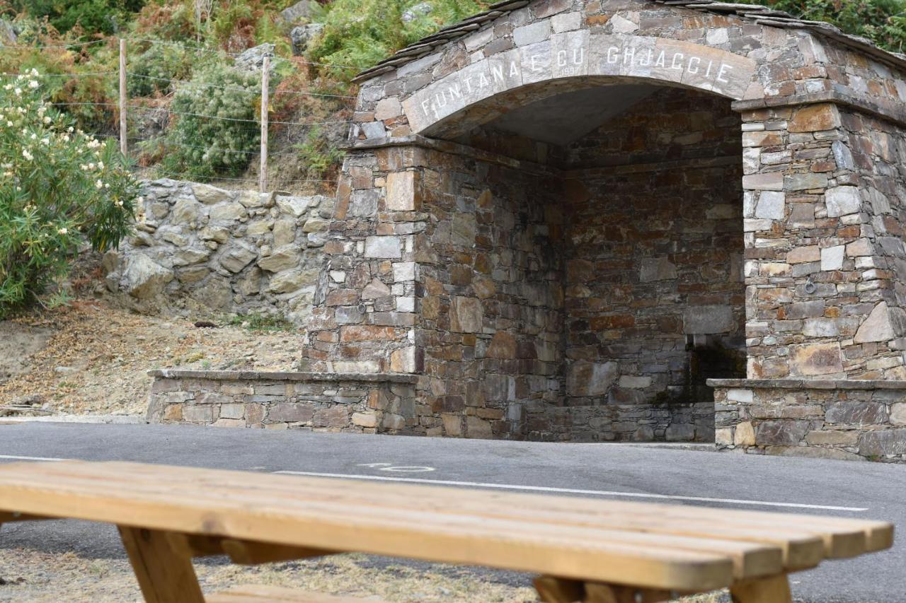 Maison De Village Avec Vue Sur Les Montagnes Bigorno Kültér fotó